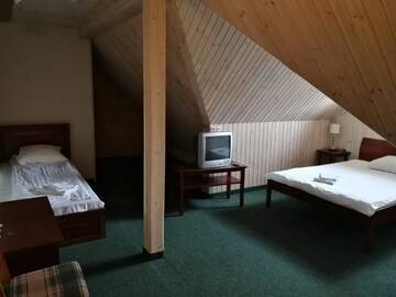 Фото номера Четырехместный номер эконом-класса Отель Porto Resort г. Лиласте 4