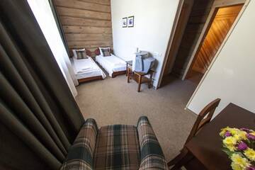 Фото номера Стандартный двухместный номер с 2 отдельными кроватями Отель Porto Resort г. Лиласте 4