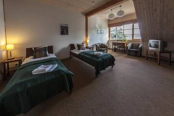 Фото номера Улучшенный двухместный номер с 2 отдельными кроватями Отель Porto Resort г. Лиласте 3
